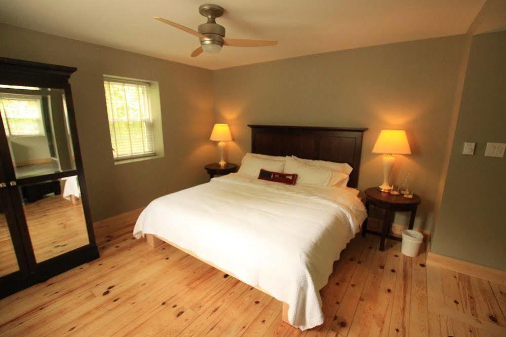 Harmony Outdoor Inn Parry Sound Buitenkant foto